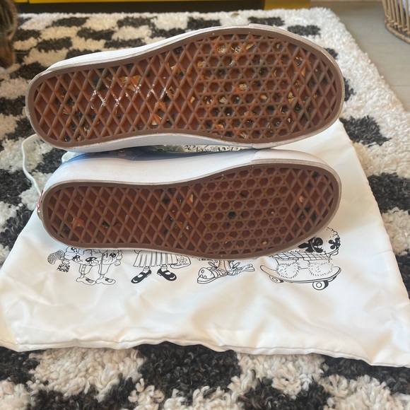 Sandy Liang Spongebob Sk8-Hi Dx Vans - Picture 4 of 9